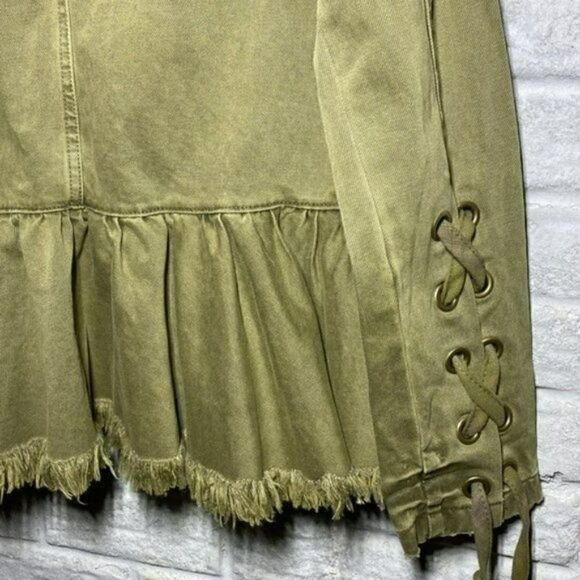 ⭐️NWT MSRP $168 Free People Cotton Denim Jacket Small - Picture 5 of 11